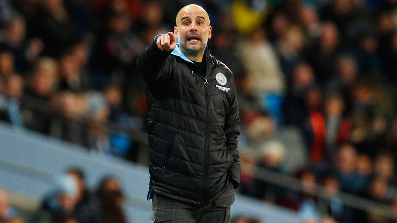 Pep Guardiola durante un duelo del Manchester City 