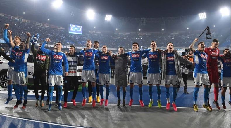 Jugadores del Napoli tras un partido