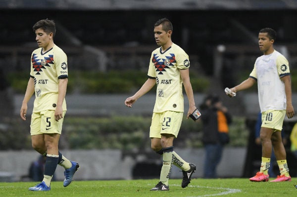 Jugadores del América en el Estadio Azteca