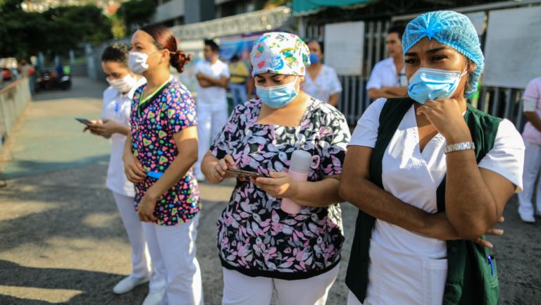 Enfermeras en hospital de Acapulco, Guerrero 