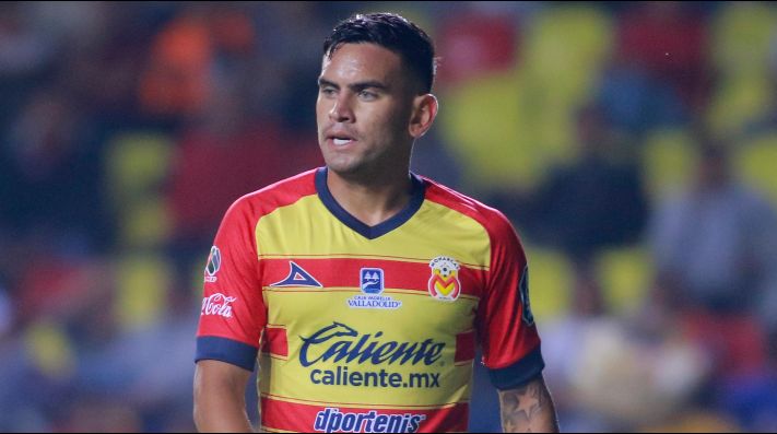 Sebastián Vegas se lamenta durante un coyejo