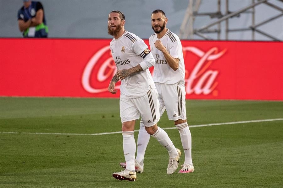 Karim Benzema celebra un gol ante Villarreal