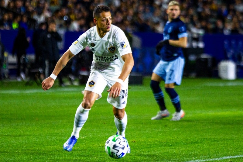 Javier Hernández durante un partido con LA Galaxy 