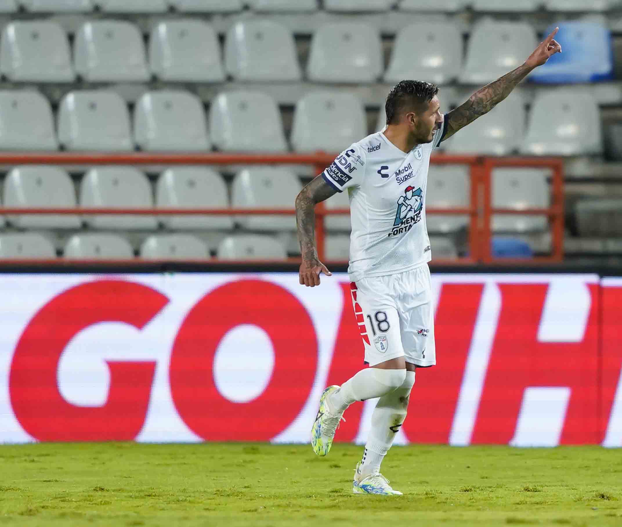 Ismael Sosa luego de marcar gol ante Monterrey