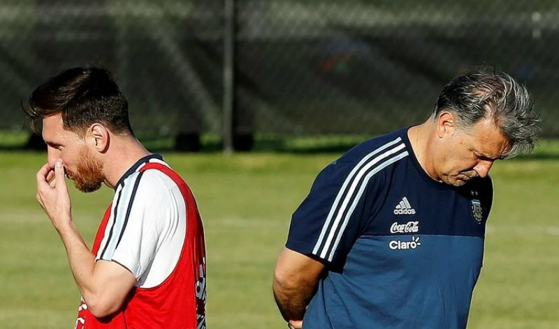 Messi y Martino en entrenamiento de la selección de Argentina