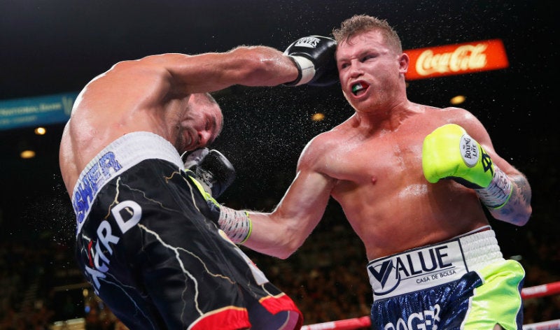 La más reciente pelea de Canelo fue ante Sergey Kovalev