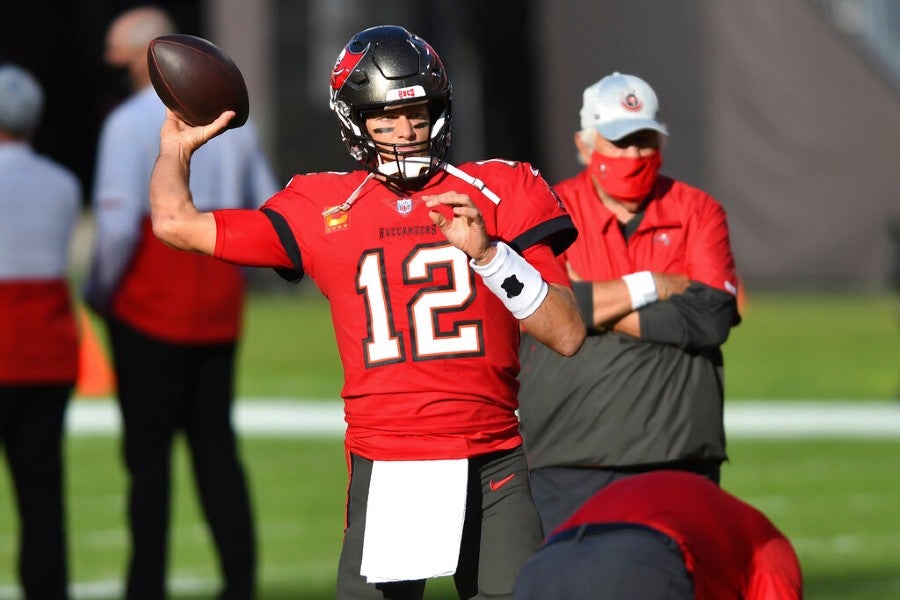 Tom Brady durante un partido con Bucs