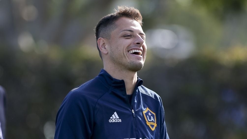 Javier Hernández en un entrenamiento con el Galaxy 