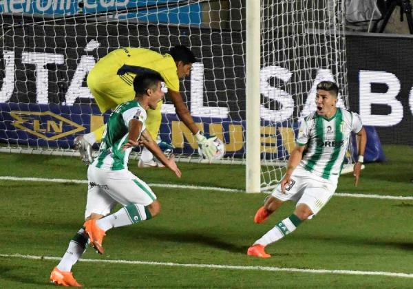 Lollo empató para Banfield