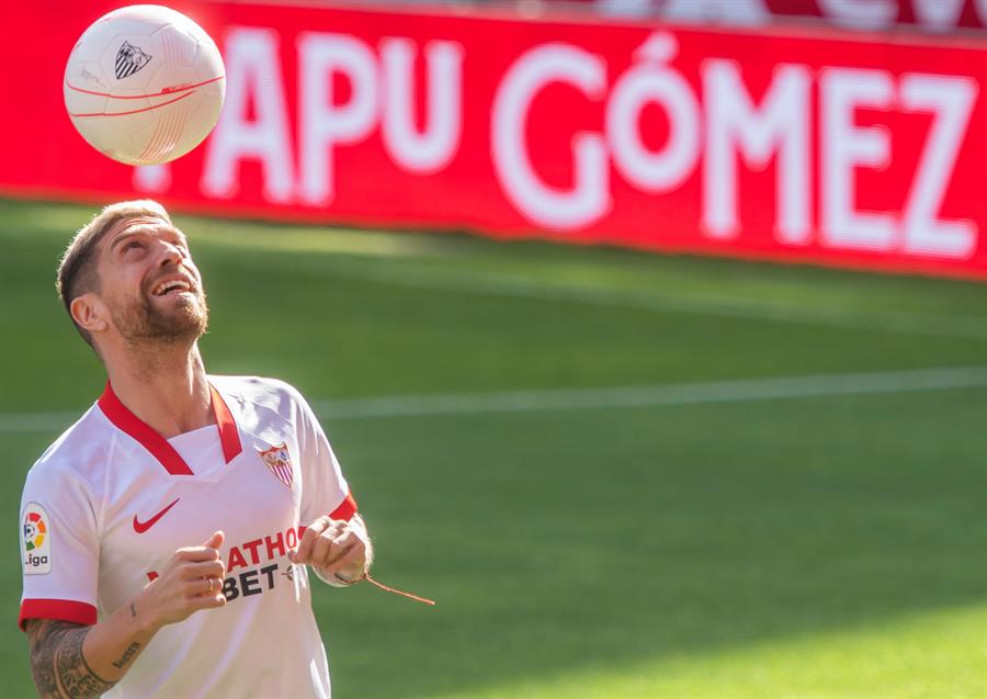 'Papu' Gómez, en su presentación con el Sevilla