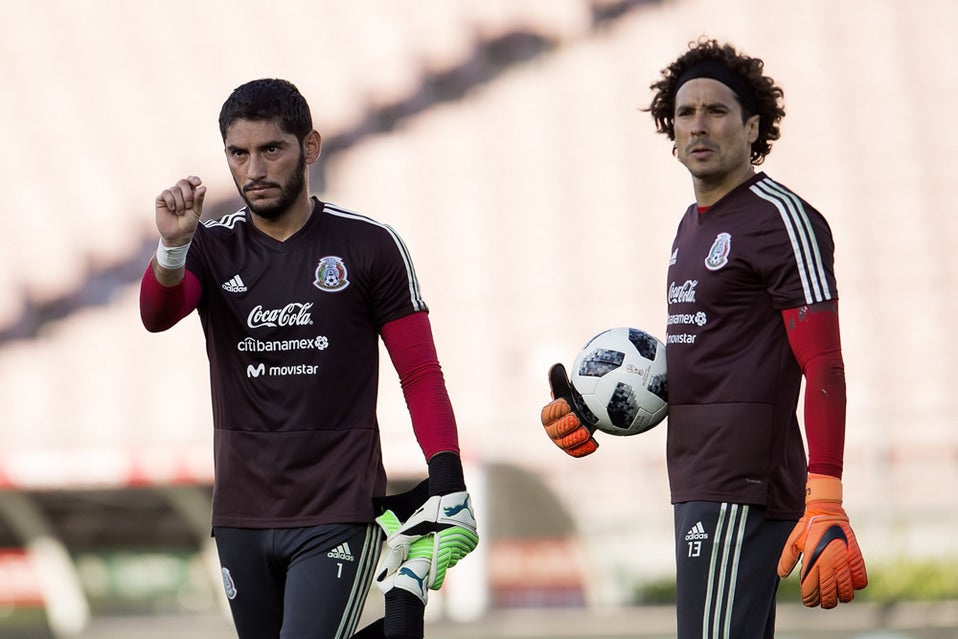 Corona y Ochoa en entrenamiento