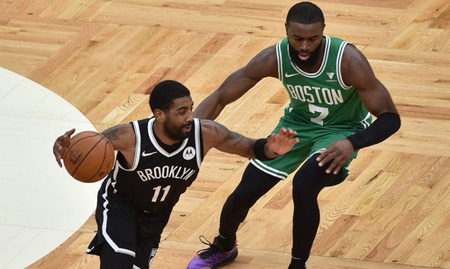 Irving en juego ante Boston Celtics 