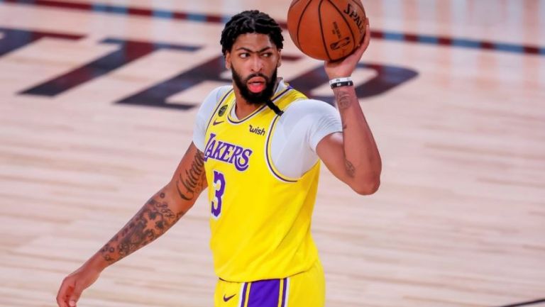 Davis en juego de los Lakers