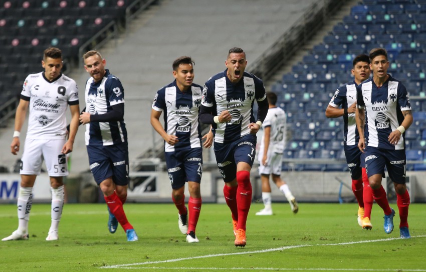 Rogelio Funes Mori tras anotar el primer gol del Monterrey