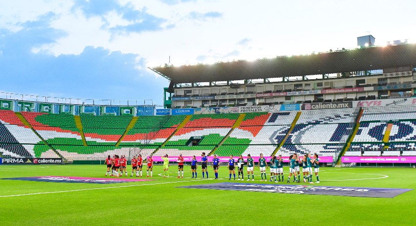Estadio León en un partido de la Liga MX Femenil