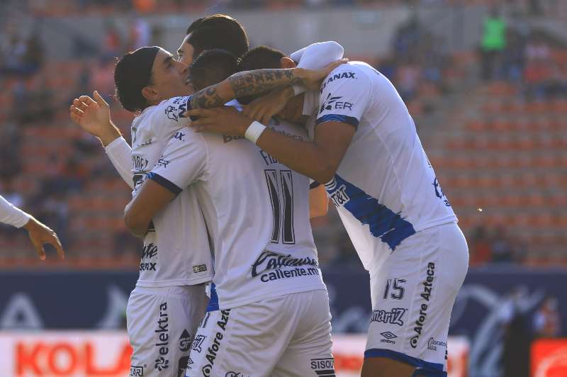 Puebla en festejo de gol