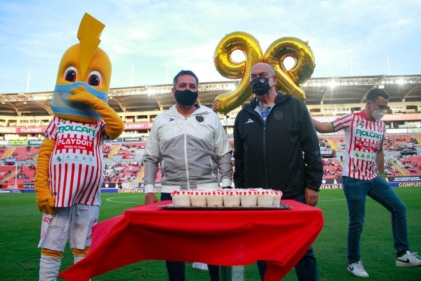 Necaxa festejó 98 años 