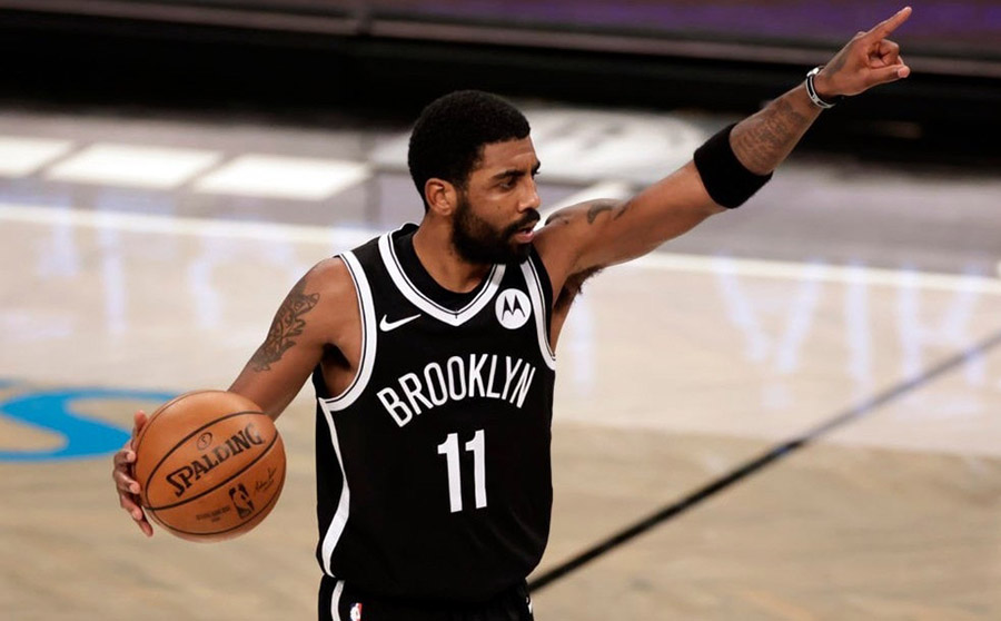 Irving en juego con los Nets