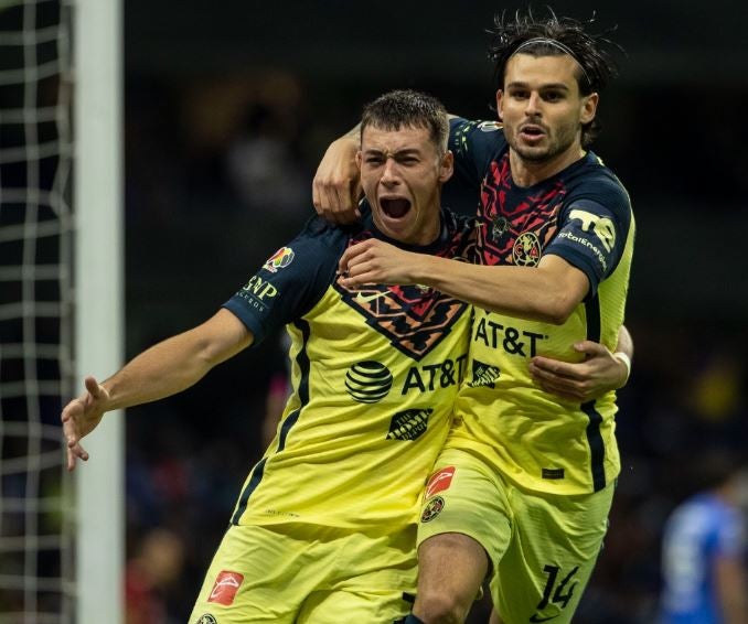 Viñas celebra un gol de las Águilas