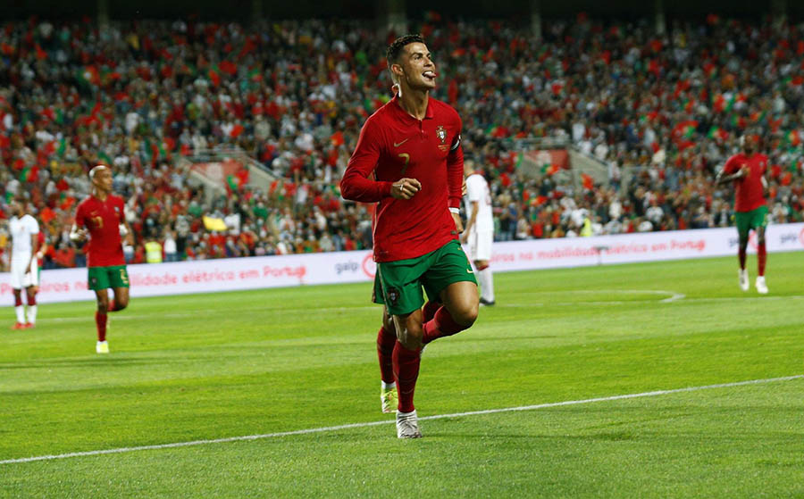 Cristiano celebra su gol ante Qatar 