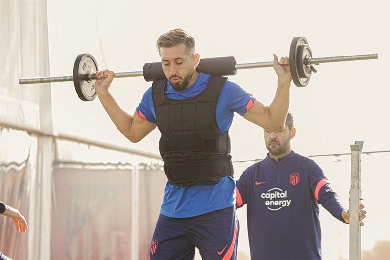 Herrera durante un entrenamiento con el Atlético 