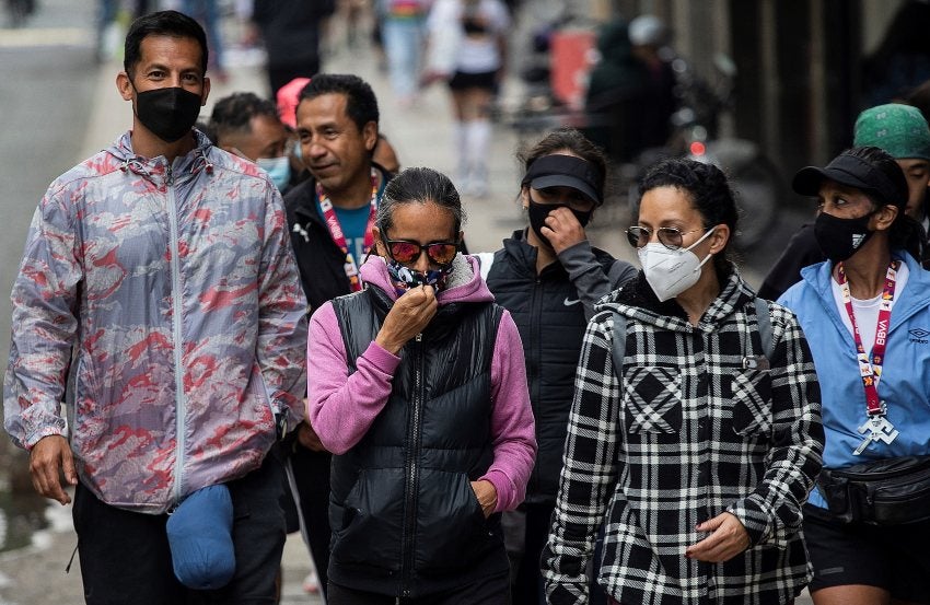 Personas caminando en la Ciudad de México