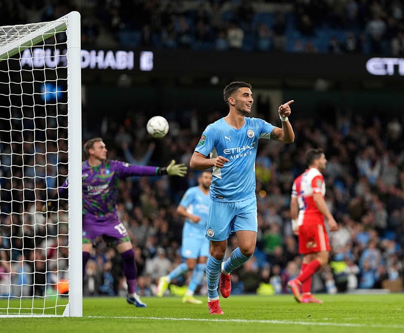 Ferran Torres festeja un gol con el Manchester City 