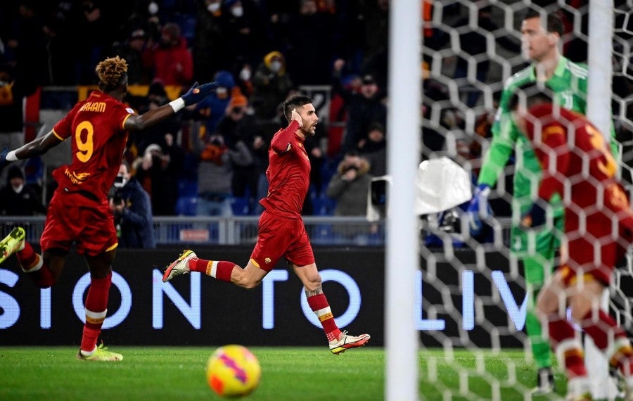 Lorenzo Pellegrini tras anotar a la Vecchia Signora