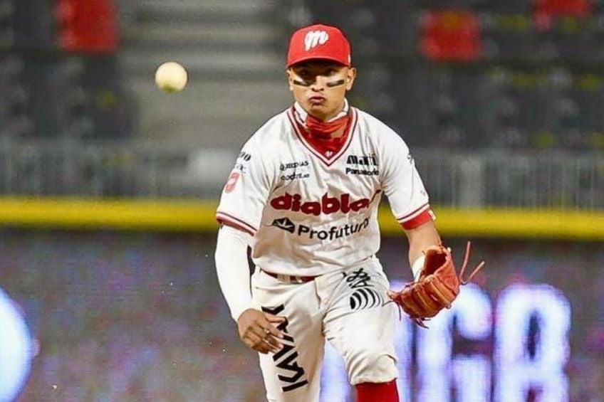 Rosman Verdugo con los Diablos Rojos