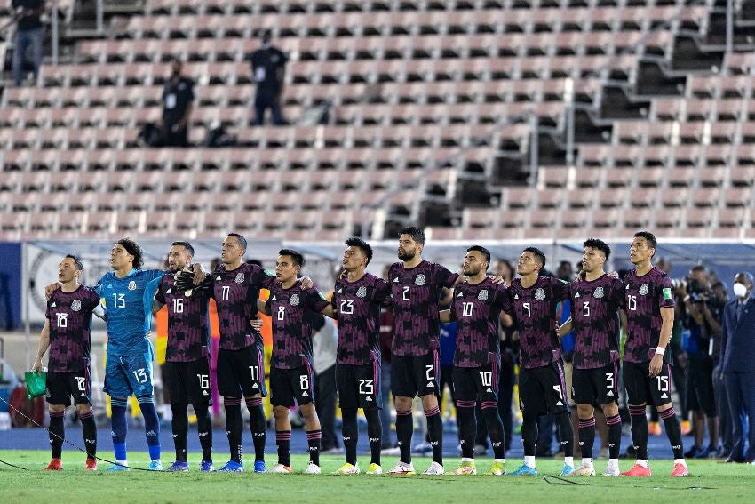 Jugadores de la Selección Mexicana previo al juego ante Jamaica