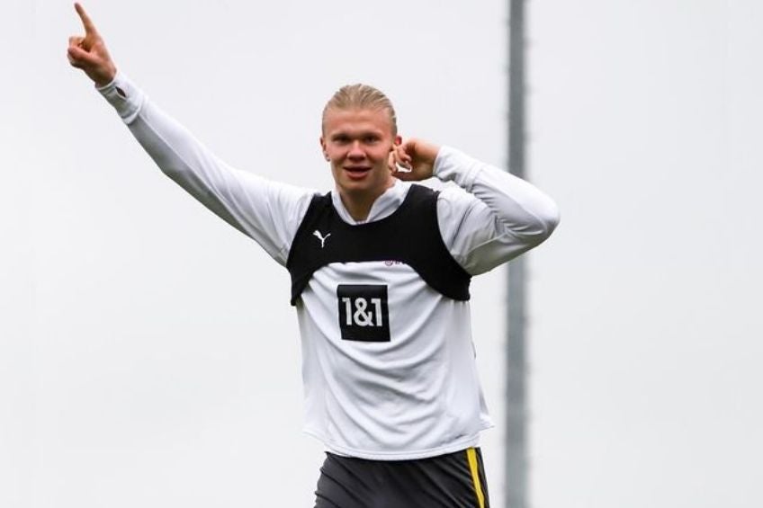 Haaland entrenando con el Dortmund