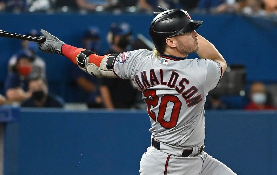 Donaldson batea de hit con los Twins