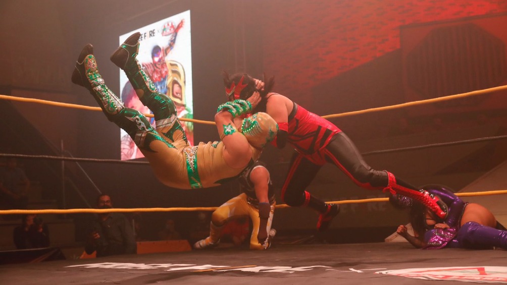 Lady Shani y Aerostar vencieron a la  Reina del Ring y Tigre Dorado