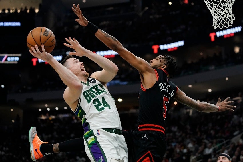 Bucks venció a los Bulls en el primer juego de la serie 