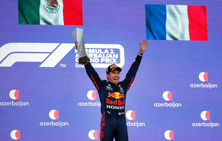 Checo Pérez tras ganar el GP de Azerbaiyán