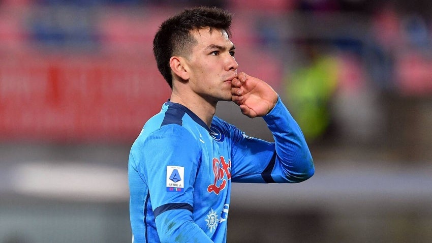 Chucky Lozano en un partido de Napoli