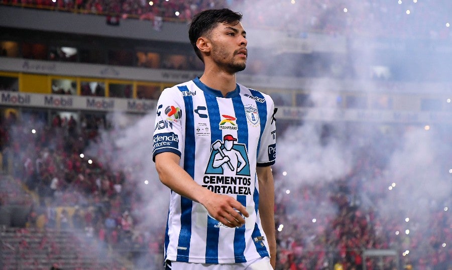 Aceves en juego con Pachuca