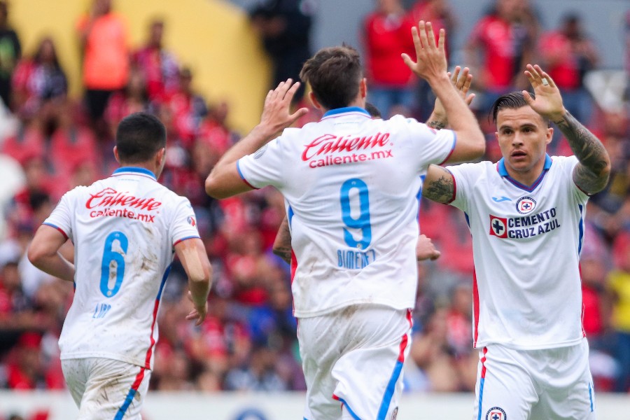 Tabó celebra gol con La Máquina