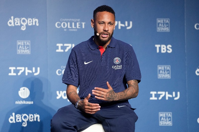 Neymar en conferencia de prensa