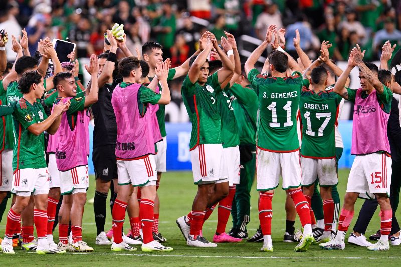 México venció a Jamaica en las Semifinales 
