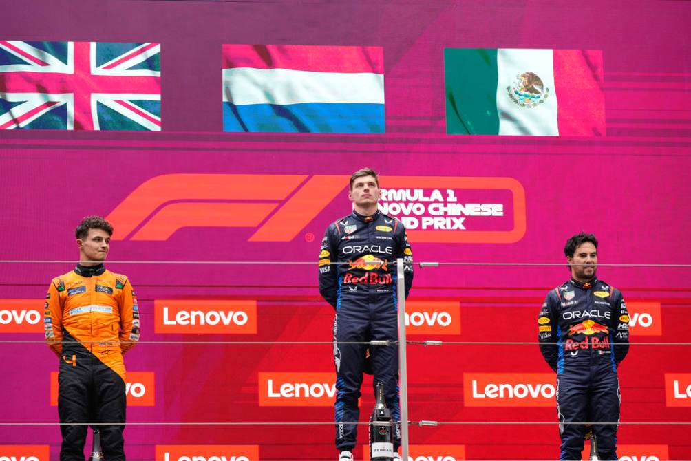 Norris en el podio del Gran Premio de China