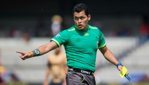 Jorge Antonio Pérez Durán durante un partido de Pumas