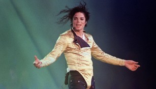 Michael Jackson durante un concierto