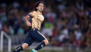 Matías Britos durante un partido de Pumas