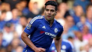 Radamel Falcao disputa juego con Chelsea