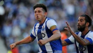 Herrera celebra un gol con el Porto