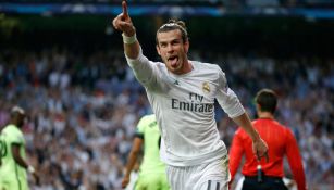 Bale festeja una anotación con el Real Madrid 