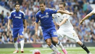 El mediocampista ofensivo belga, Eden Hazard, en un partido del Chelsea frente al Swansea