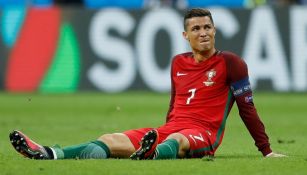 Cristiano Ronaldo llora tras su lesión en la Final de Euro