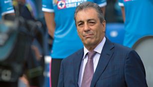 Tomás Boy, entrenador de Cruz Azul, durante el juego frente a Xolos por la J4